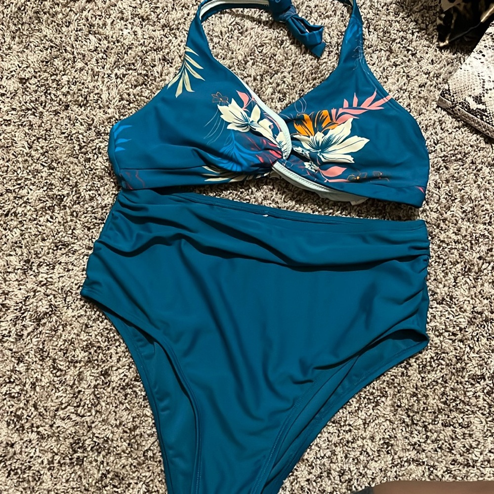 Floral halter bikini